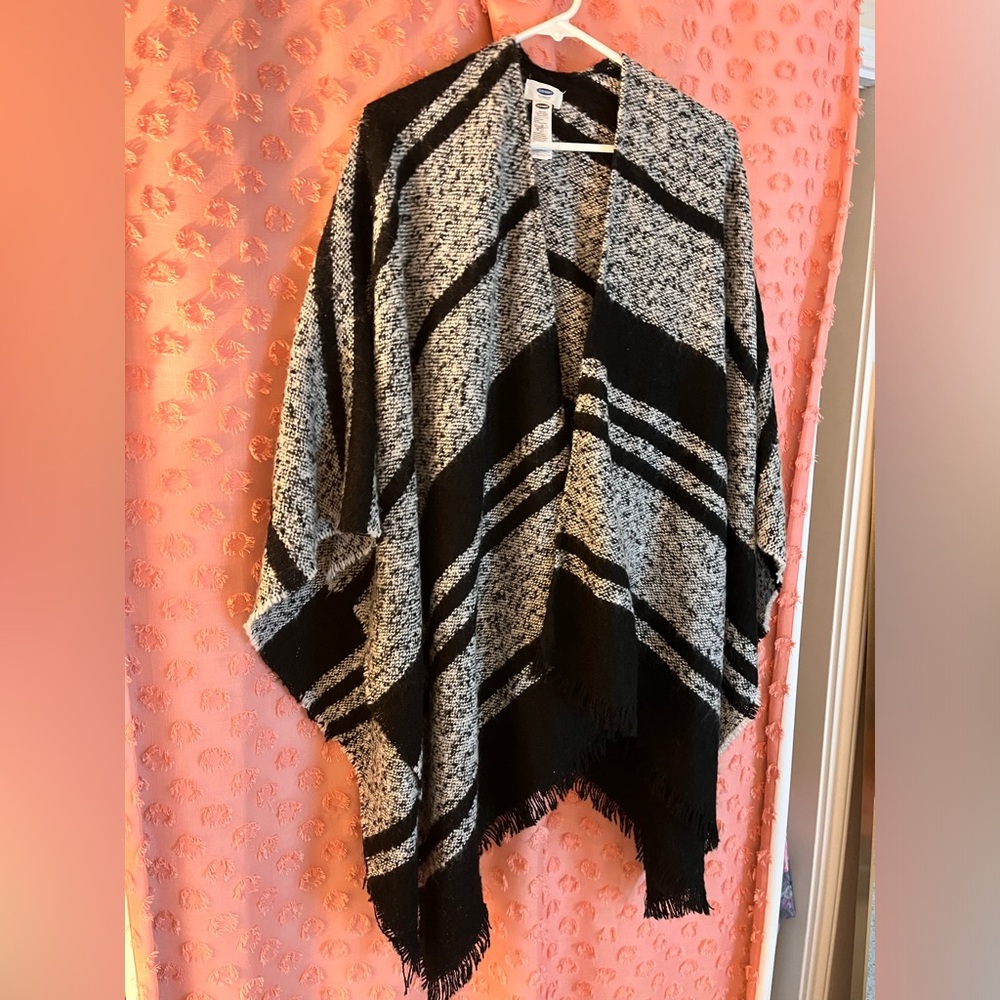Black and gray, Old Navy, blanket poncho, one size.